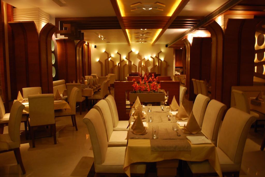 Hotel Millennium Guwahati Exterior foto